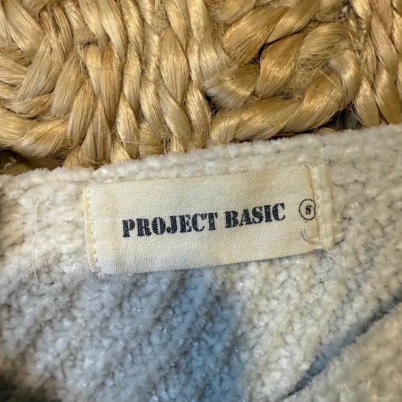 Project Basic Women Cream Ribbed V-Neck Cropped Sweater Size S Cozy Knit - Picture 2 of 4